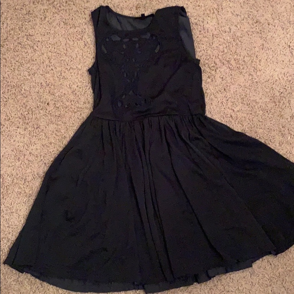 navy dress